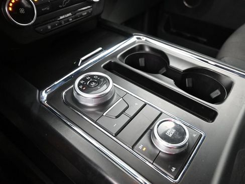 Used 2021 Ford Expedition XL AWD/4WD image 19