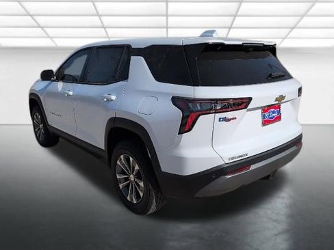 New 2026 Chevrolet Equinox LT w/ Safety and Technology Package FWD image 2