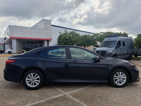 Used 2026 Toyota Camry LE FWD image 4