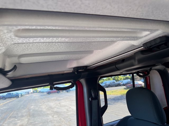 Certified 2023 Jeep Gladiator Rubicon w/ Cold Weather Group AWD/4WD image 38