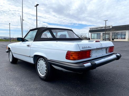 Used 1989 Mercedes-Benz 560 SL image 7