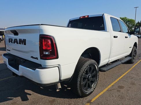 Certified 2025 RAM 2500 Big Horn AWD/4WD image 6
