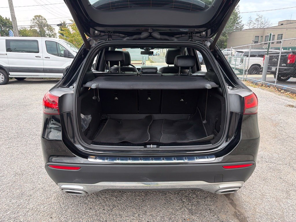 Used 2022 Mercedes-Benz GLA 250 4MATIC image 10