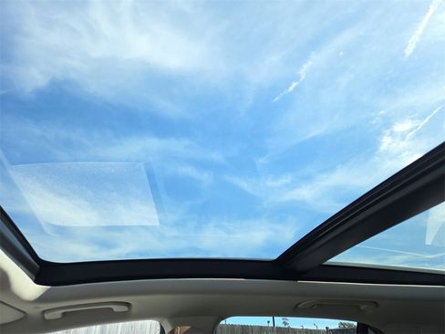 Certified 2025 Mercedes-Benz GLE 450e 4MATIC image 29