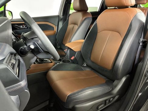 Certified 2025 Subaru Forester Touring w/ Protection Package image 21