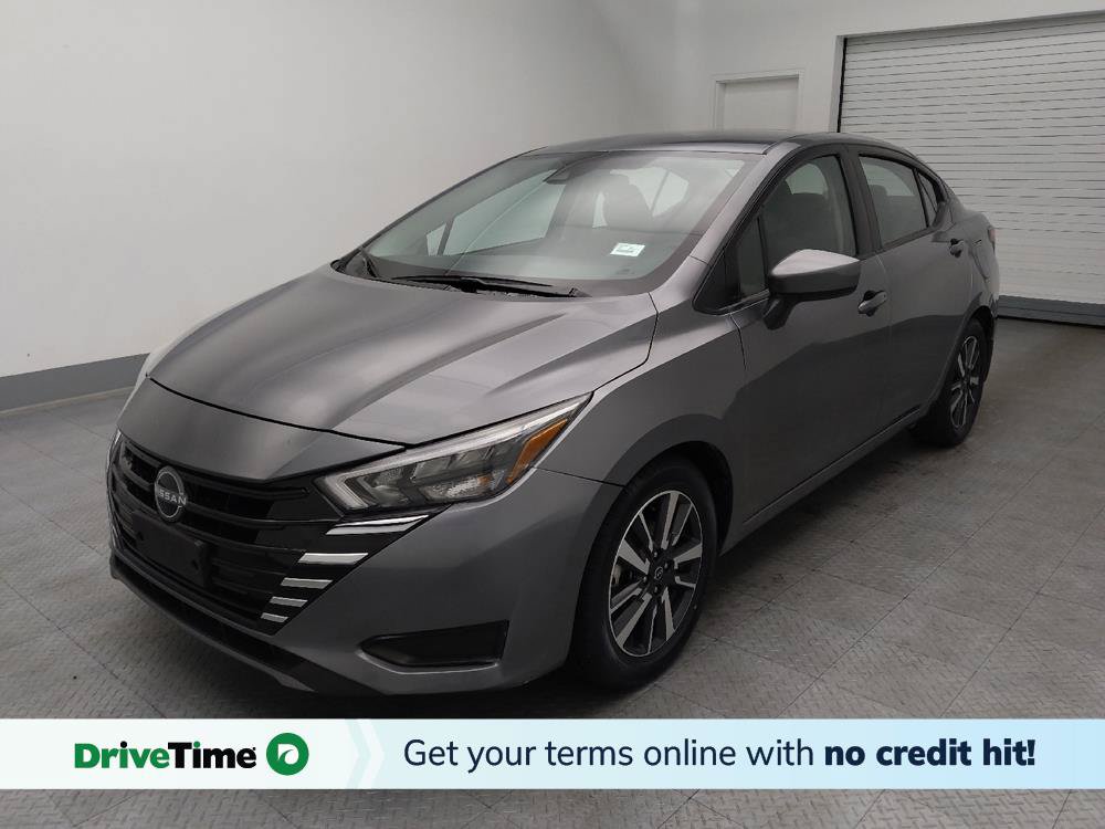 Used 2025 Nissan Versa SV w/ Trunk Package FWD image 1