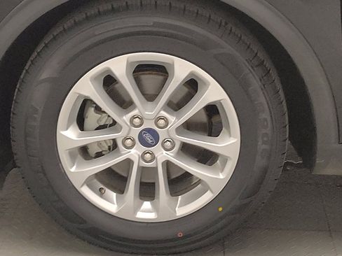 Used 2022 Ford Escape SE w/ Convenience Package FWD image 31