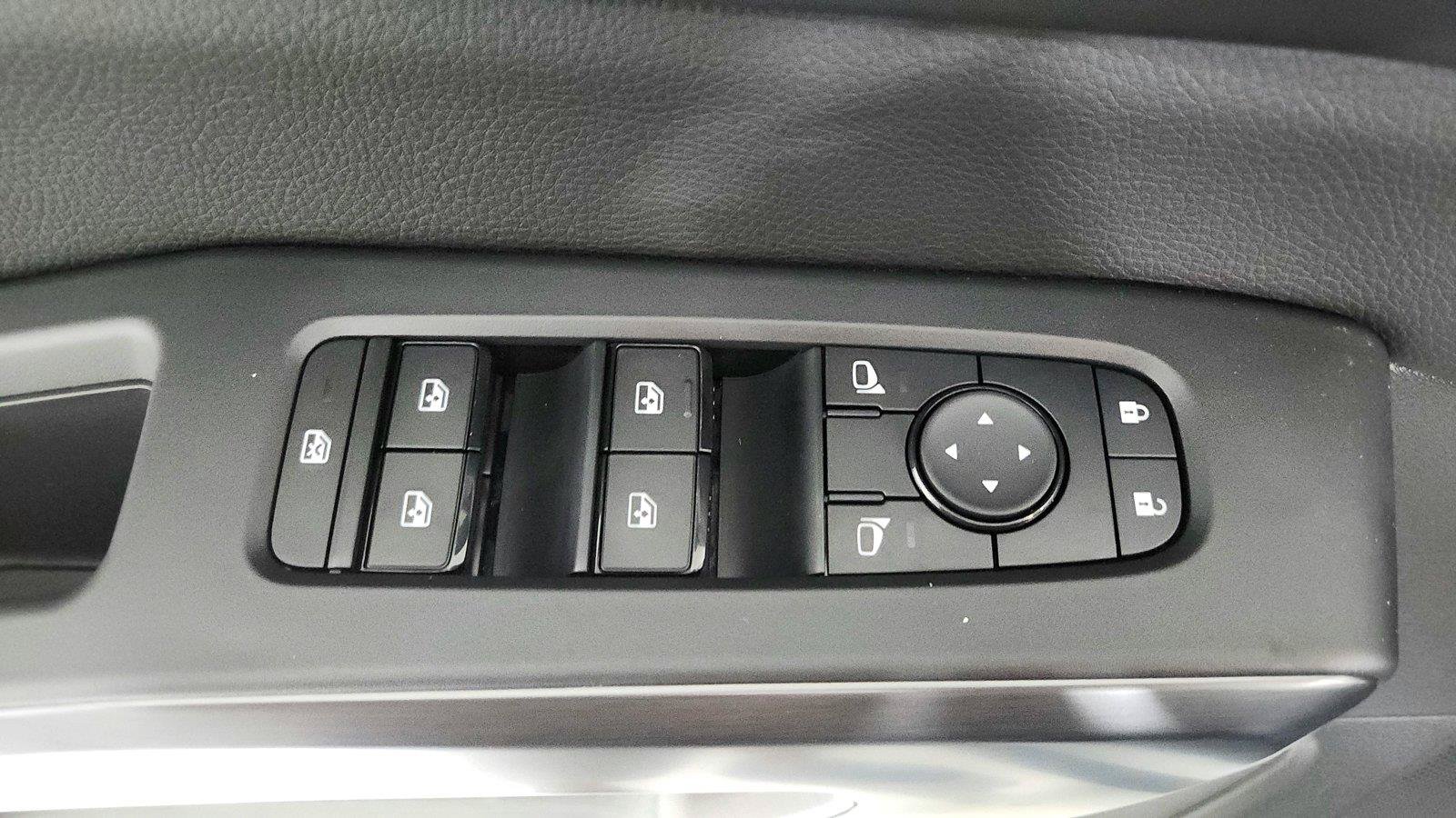 Used 2026 Nissan Pathfinder Rock Creek AWD/4WD image 18