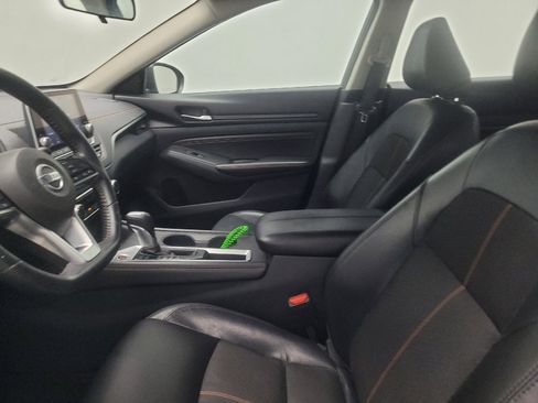 Used 2020 Nissan Altima 2.5 SR w/ Premium Package FWD image 17