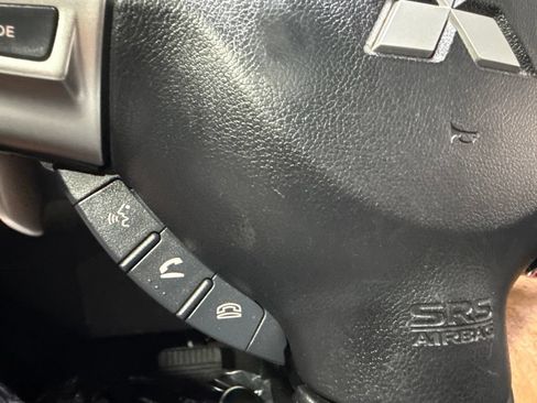Used 2012 Mitsubishi Outlander Sport SE AWD/4WD image 16