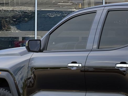 New 2026 GMC Canyon Denali w/ LPO, Denali Black Edition AWD/4WD image 12