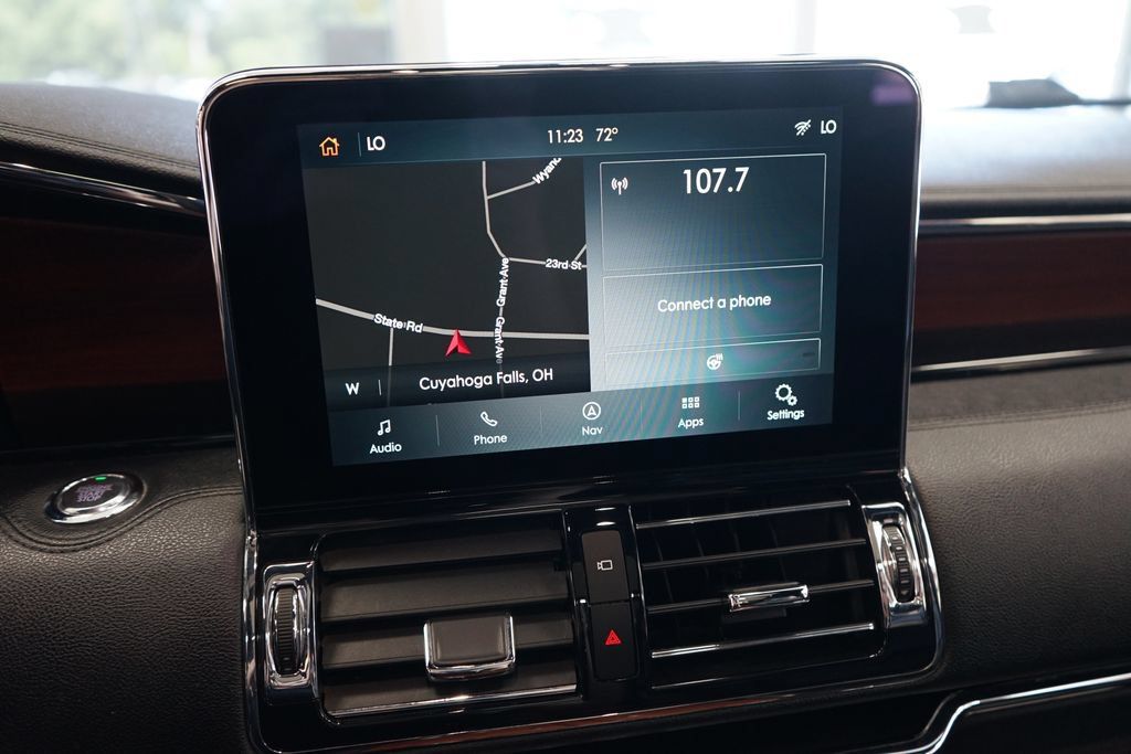 Used 2021 Lincoln Navigator Reserve AWD/4WD image 38