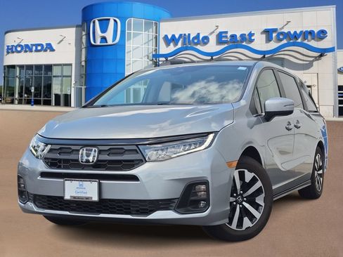 Certified 2026 Honda Odyssey EX-L image 1