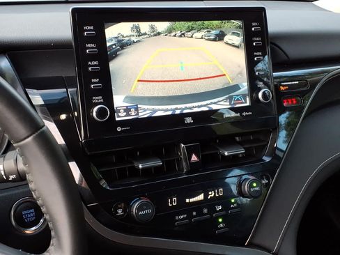 Used 2021 Toyota Camry XSE FWD image 21