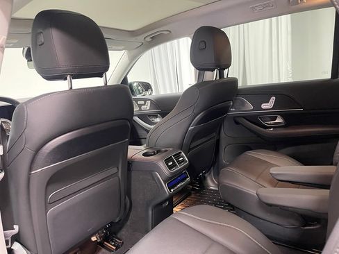 Used 2026 Mercedes-Benz GLS 450 4MATIC image 26