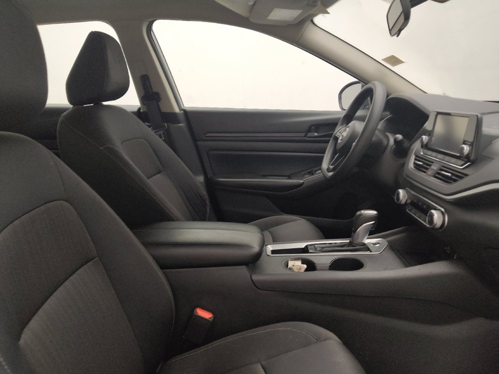 Used 2024 Nissan Altima 2.5 S FWD image 21