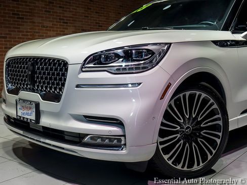 Used 2023 Lincoln Aviator Black Label w/ Dynamic Handling Package AWD/4WD image 3