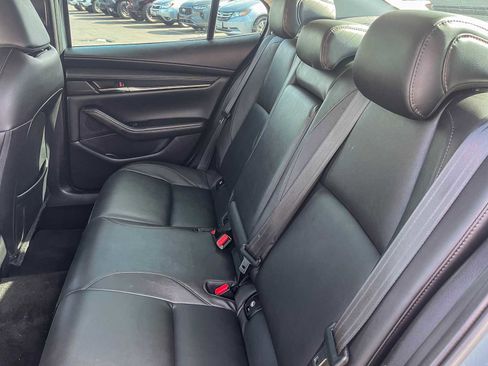 Used 2022 MAZDA MAZDA3 s image 18