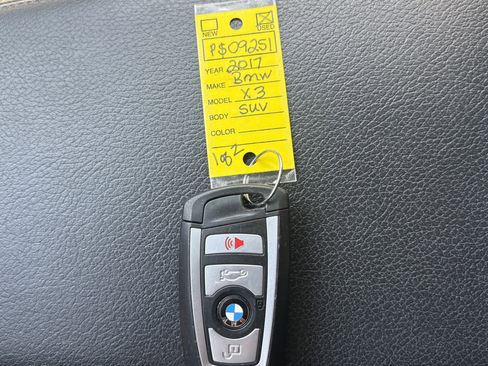 Used 2017 BMW X3 xDrive28i AWD/4WD image 17