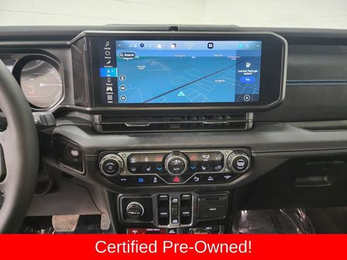 Used 2024 Jeep Wrangler Unlimited Rubicon 4xe image 16