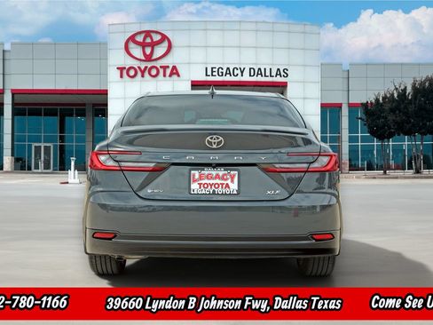 Used 2026 Toyota Camry XLE FWD image 8