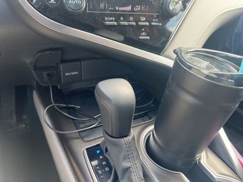 Used 2024 Toyota Camry LE image 12