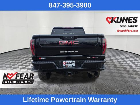 Used 2024 GMC Sierra 2500 AT4X image 6