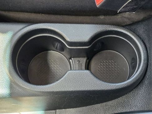 Used 2018 Jeep Wrangler Unlimited Sahara AWD/4WD image 26