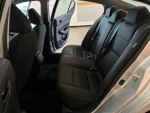 Used 2025 Nissan Altima 2.5 SV image 24