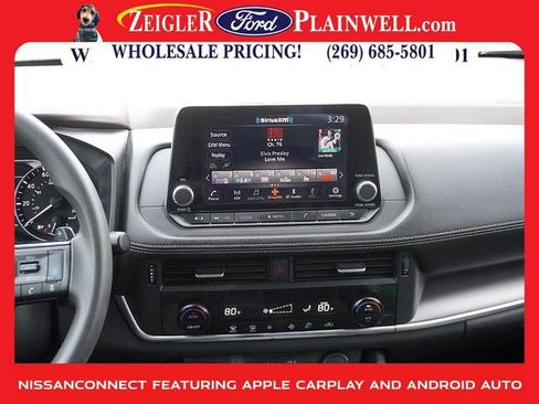 Used 2023 Nissan Rogue SV image 14