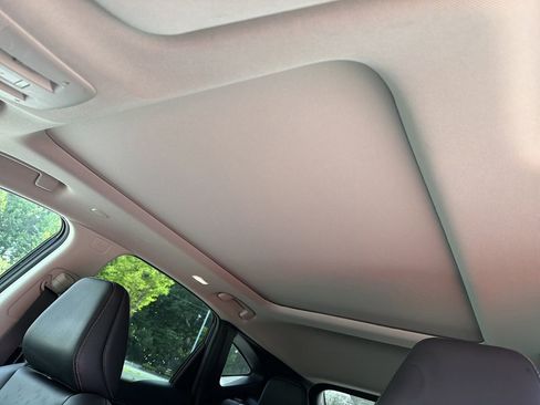 Certified 2025 Nissan Murano SL w/ Cargo Package AWD/4WD image 19