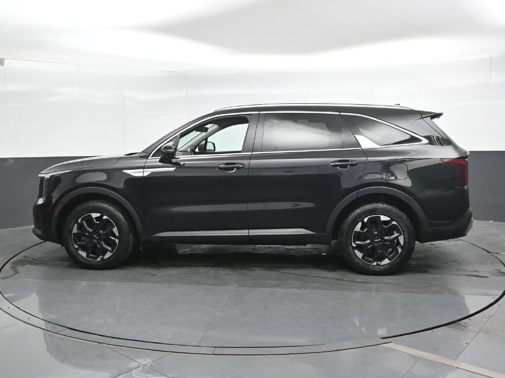 Used 2024 Kia Sorento S AWD/4WD image 9