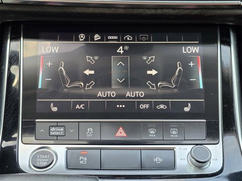 Used 2022 Audi Q8 Premium image 15