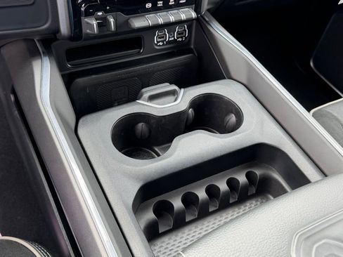 Used 2024 RAM 2500 Laramie w/ Night Edition image 24