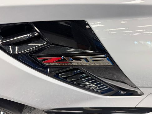 Used 2016 Chevrolet Corvette Z06 w/ 3LZ Preferred Equipment Group RWD image 24