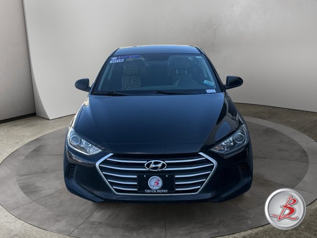 Used 2018 Hyundai Elantra SEL FWD image 2