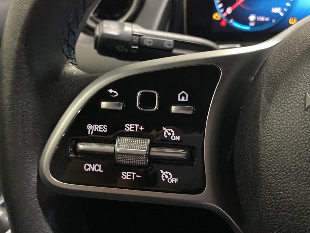 Certified 2021 Mercedes-Benz GLB 250 4MATIC image 10