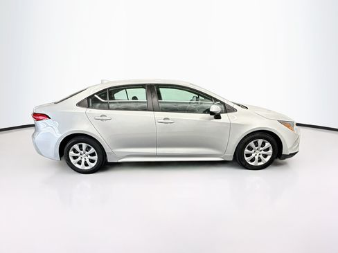 Used 2023 Toyota Corolla LE FWD image 10