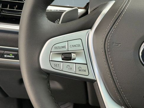 Used 2026 BMW X7 xDrive40i w/ Premium Package image 15