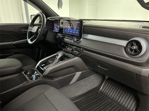 Certified 2024 Chevrolet Colorado LT w/ LT Convenience Package II image 28