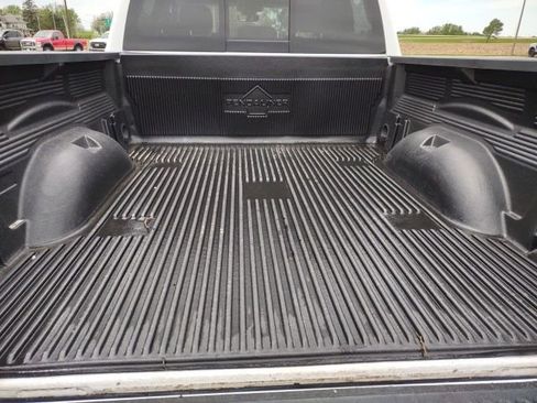 Used 2020 RAM 1500 Big Horn AWD/4WD image 6