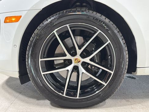 Certified 2026 Porsche Macan S AWD/4WD image 40
