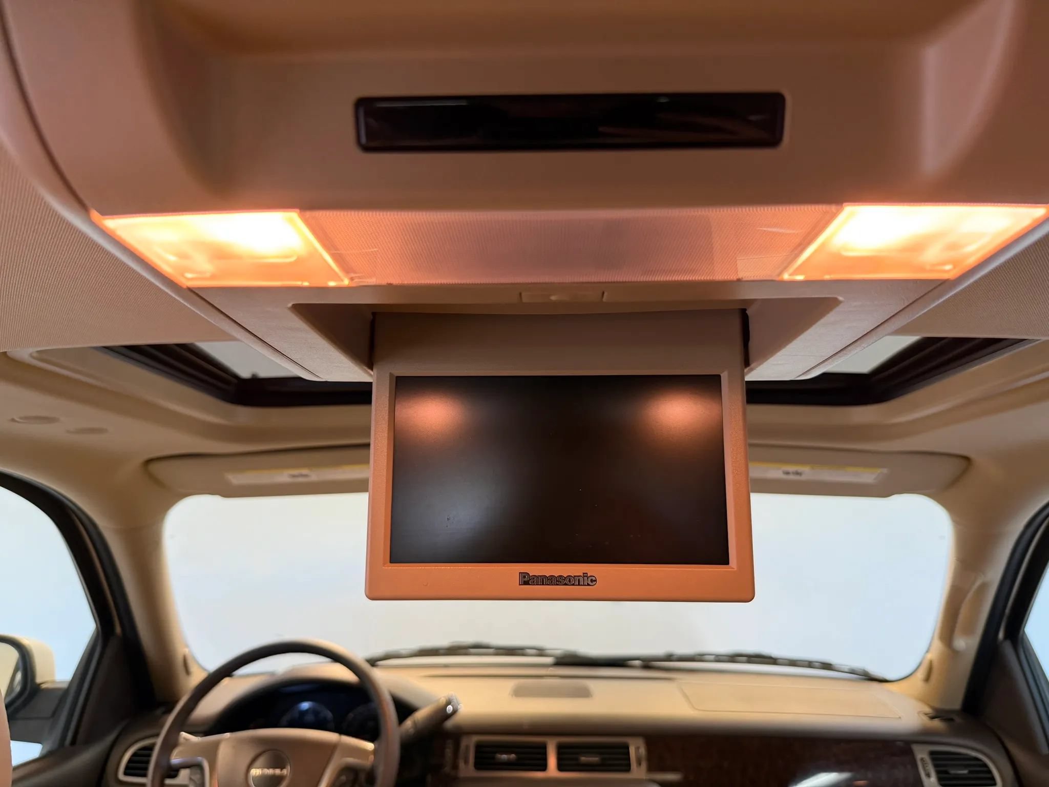 Used 2012 GMC Yukon Denali AWD/4WD image 38