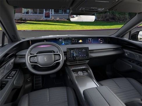 New 2024 Lincoln Nautilus Reserve w/ Equipment Group 203A image 9