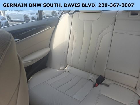 Certified 2023 BMW 540i image 32