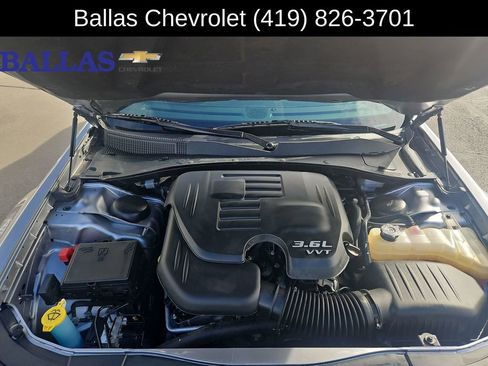 Used 2014 Chrysler 300 C w/ Light Group AWD/4WD image 30