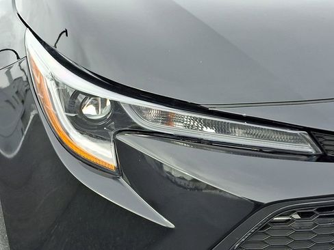 Used 2022 Toyota Corolla LE image 11
