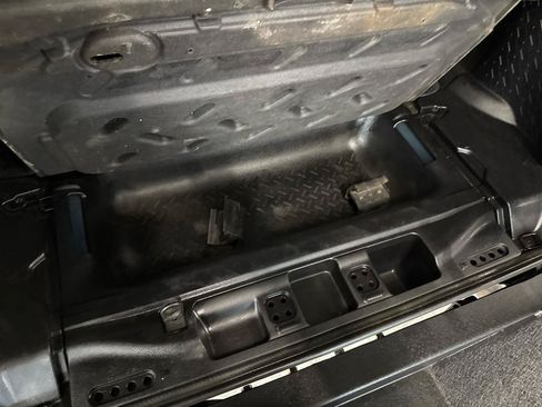 Used 2012 Jeep Wrangler Unlimited Sport AWD/4WD image 41