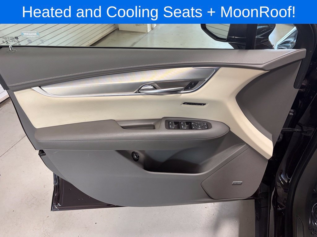 Used 2020 Cadillac XT5 Premium Luxury FWD image 9