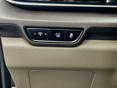 Used 2026 Kia Carnival EX FWD image 10
